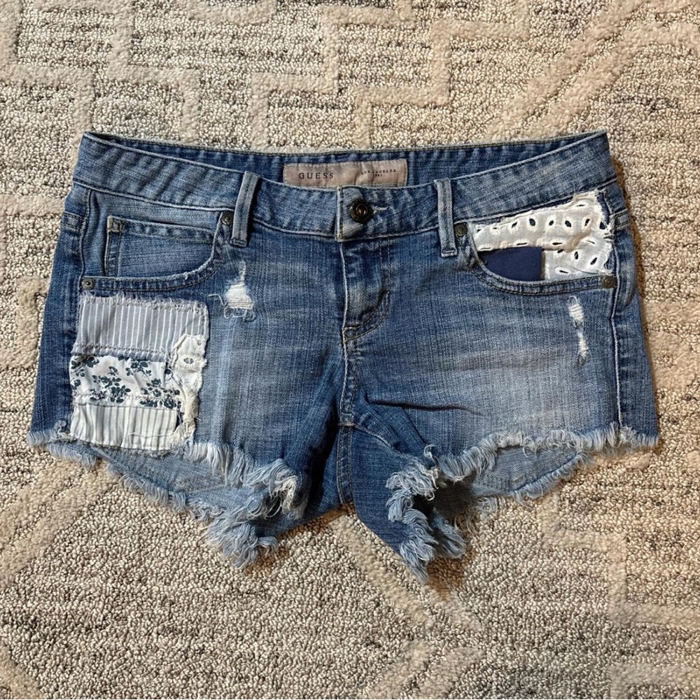 GUESS Blue Denim Patchwork Frayed Hem Short Shorts Size 24